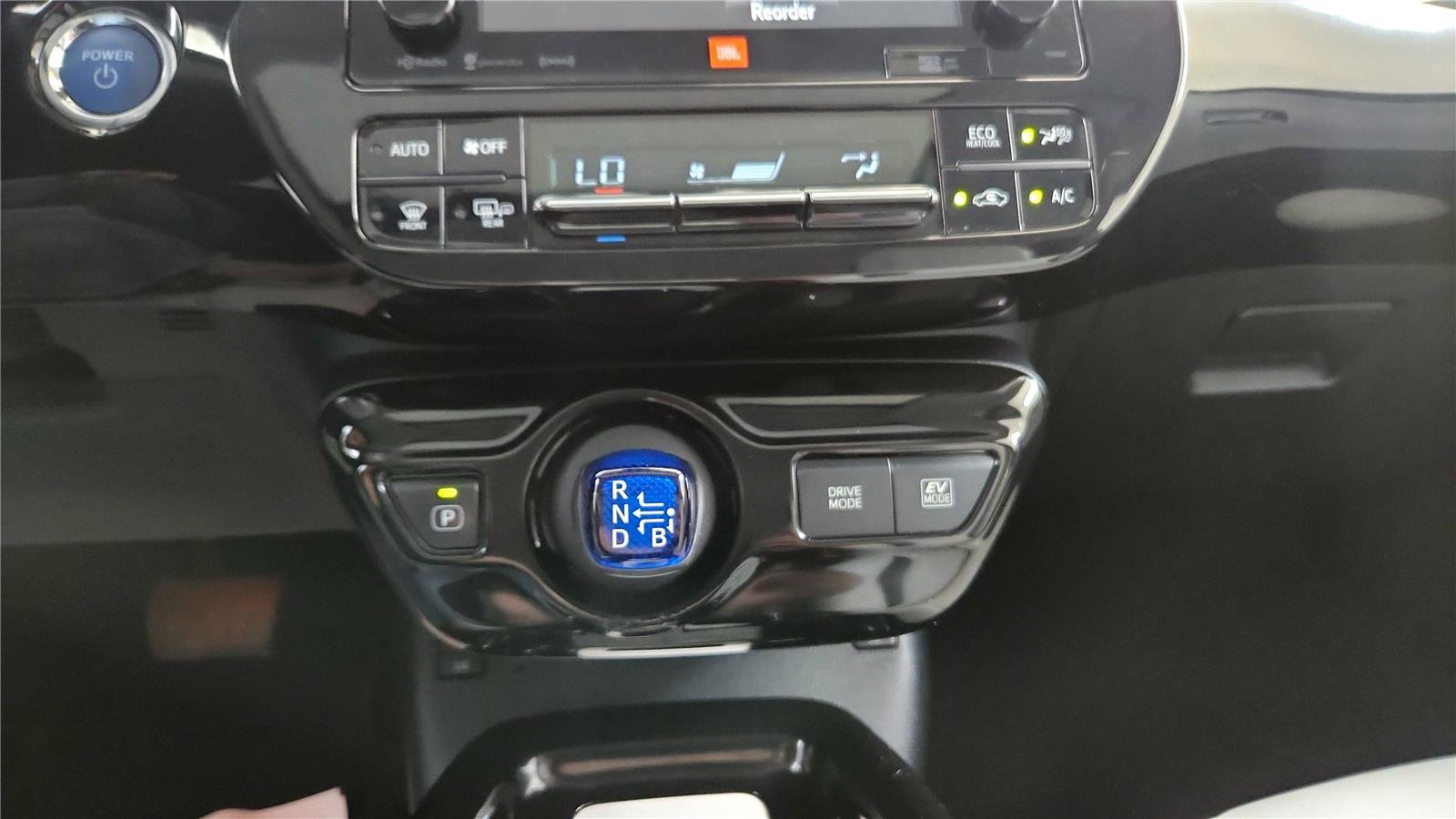 Used 2016 Toyota Prius Four image 30