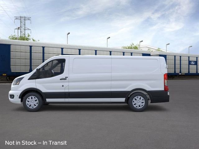 New 2026 Ford E-Transit Low Roof image 6