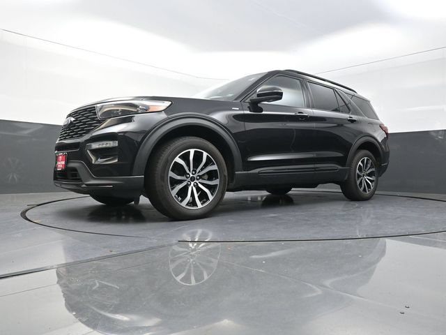 Used 2022 Ford Explorer ST-Line AWD/4WD image 33