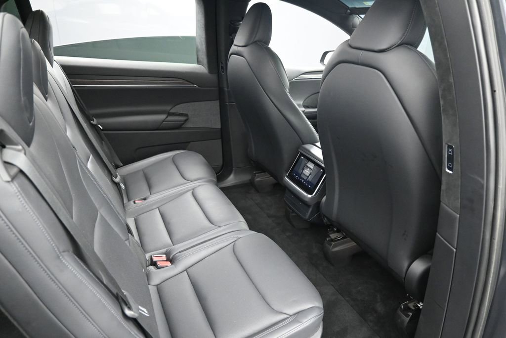 Used 2022 Tesla Model X AWD/4WD image 28