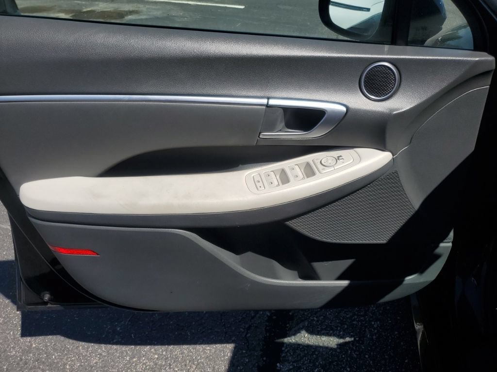 Used 2024 Hyundai Sonata SEL FWD image 13