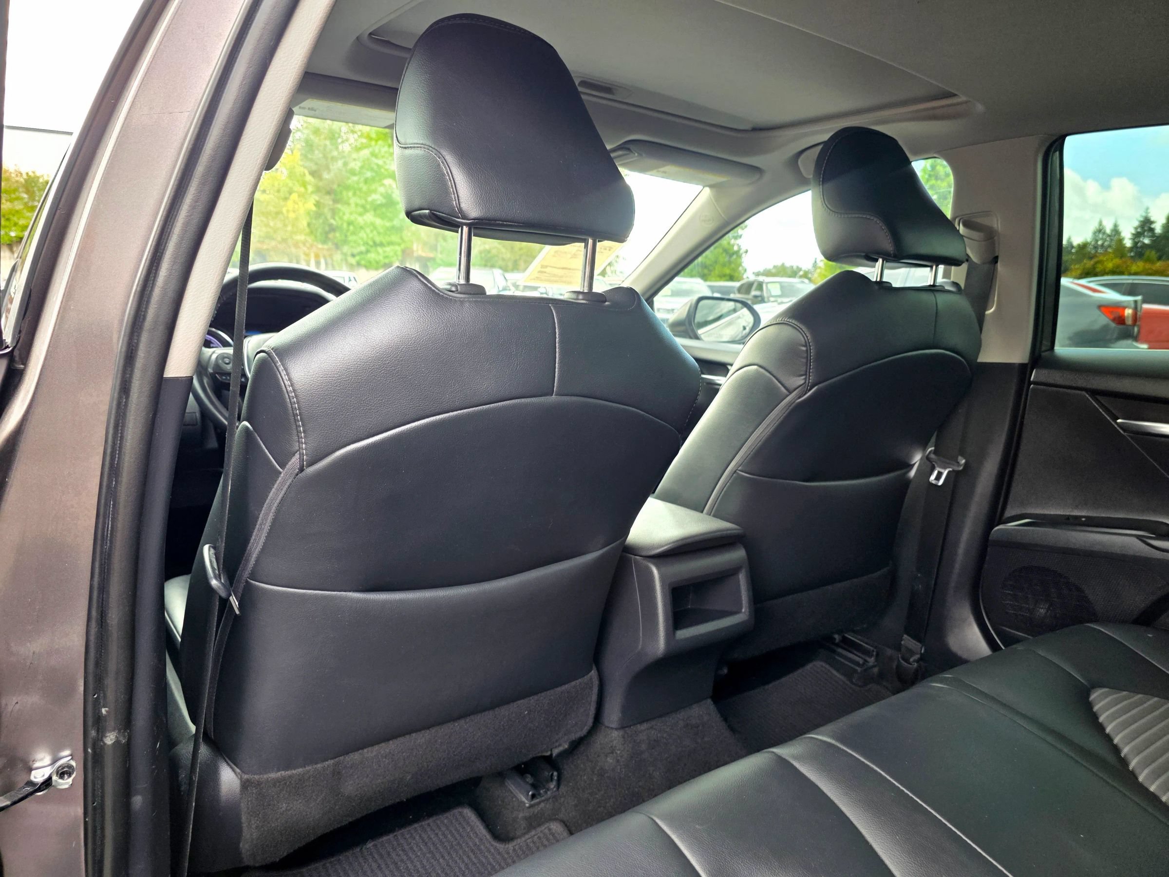 Used 2019 Toyota Camry SE w/ Audio Package FWD image 55