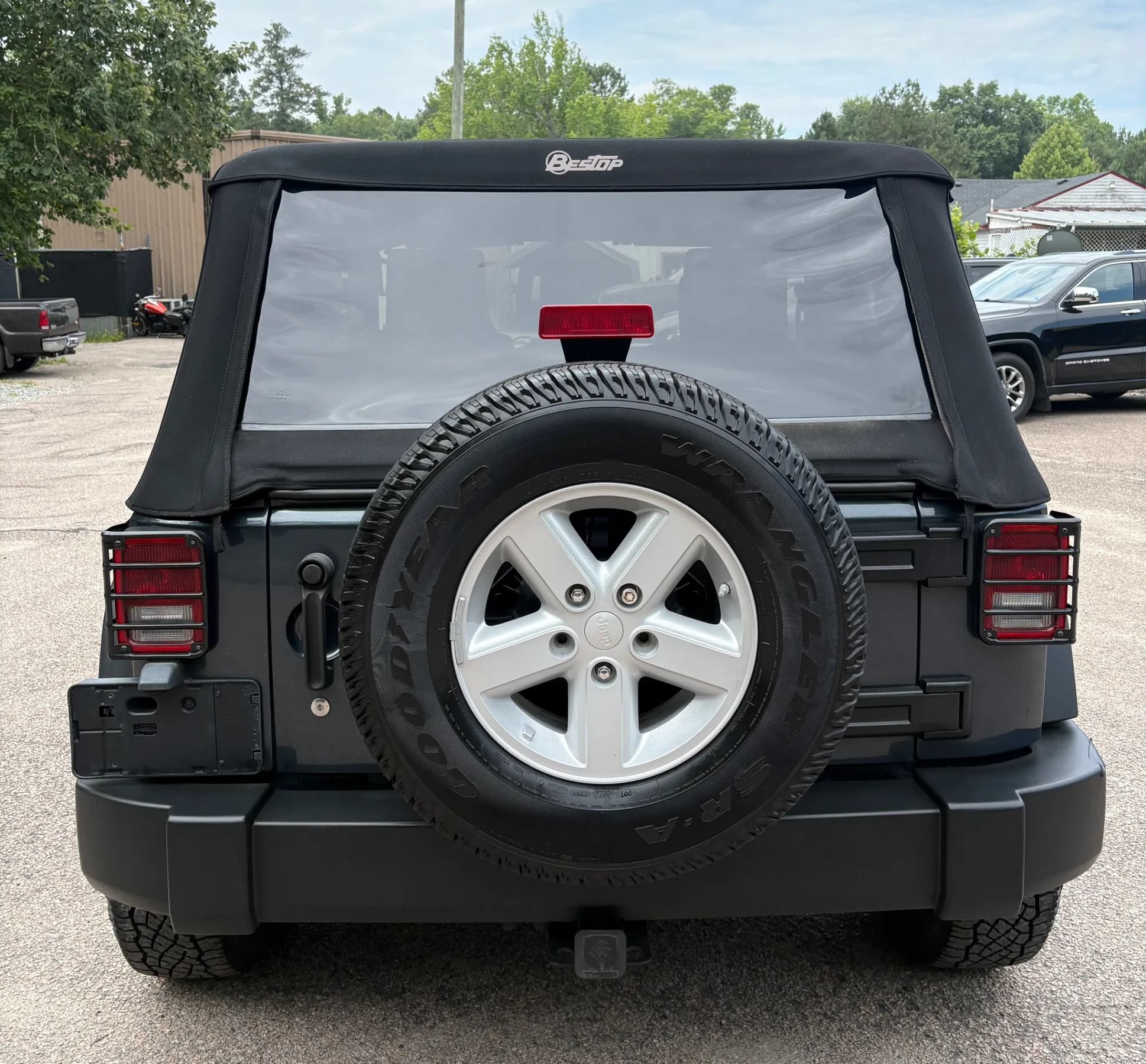 Used 2008 Jeep Wrangler X AWD/4WD image 5