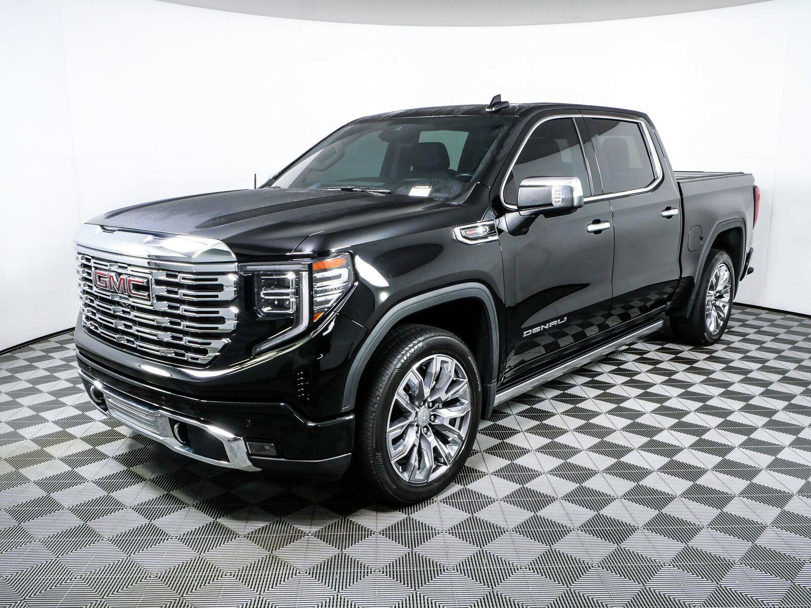 Used 2024 GMC Sierra 1500 Denali AWD/4WD video 1