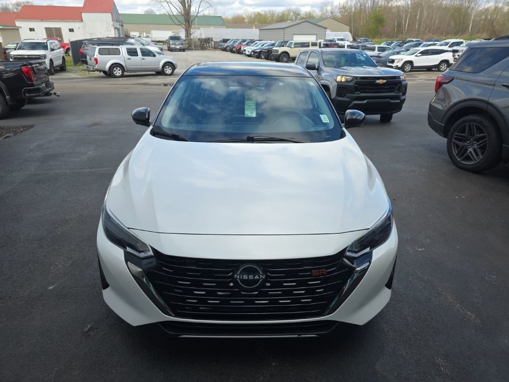 Used 2024 Nissan Sentra SR w/ SR Premium Package image 3