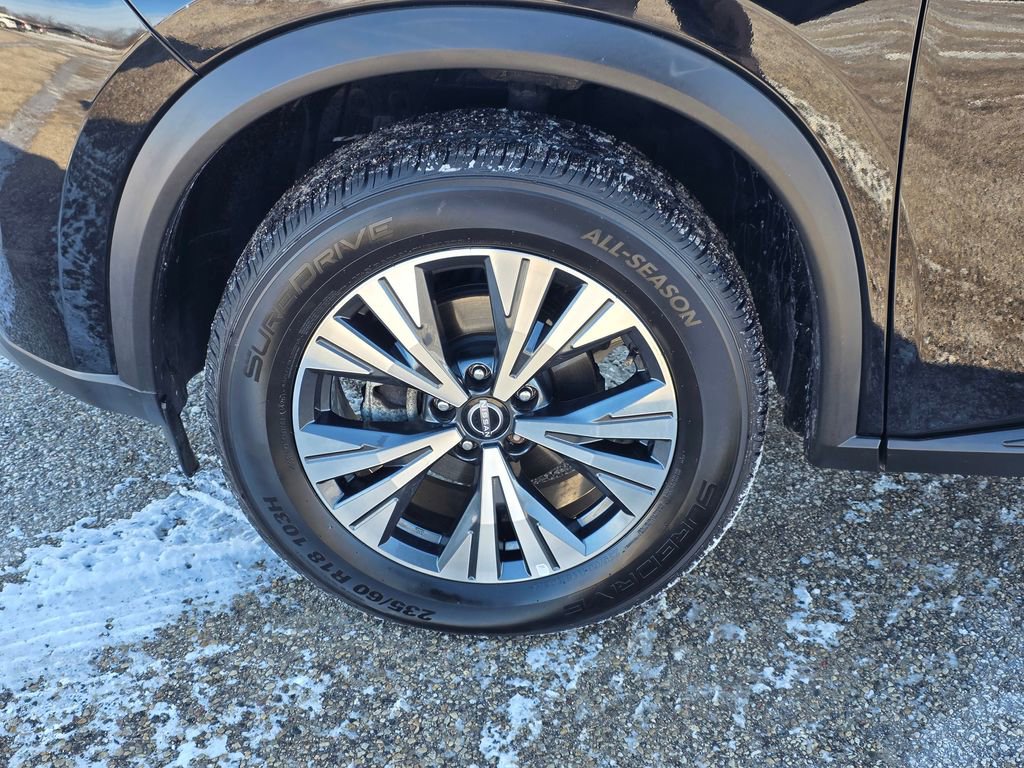 Used 2023 Nissan Rogue SV image 18