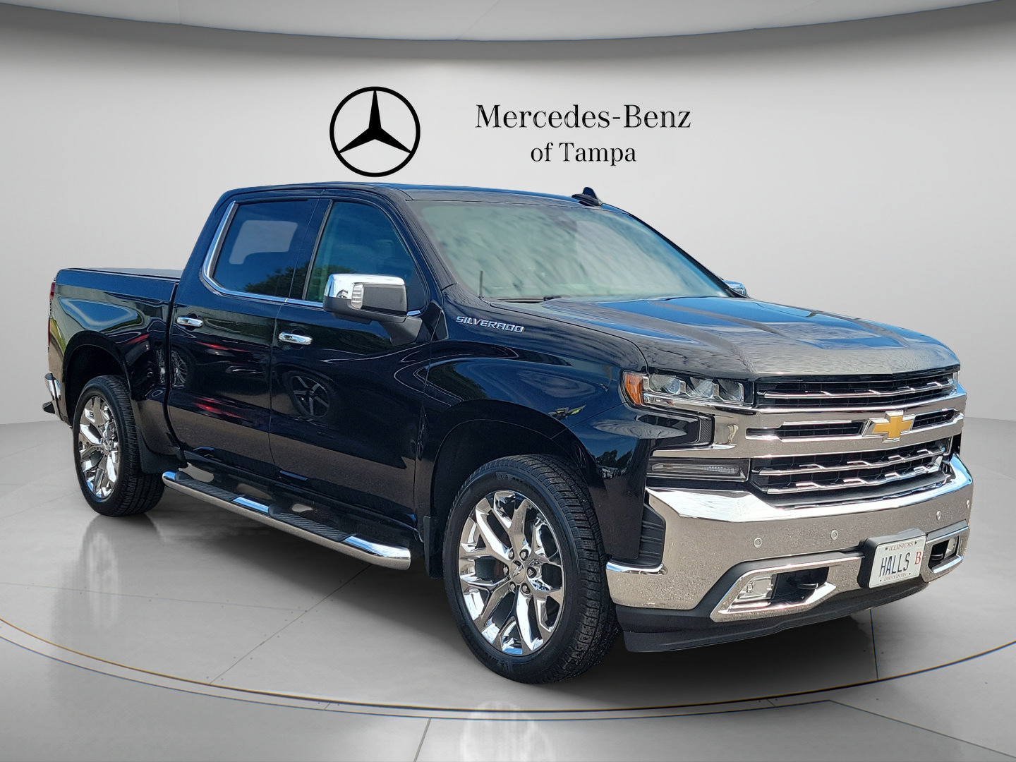 Used 2020 Chevrolet Silverado 1500 LTZ w/ LTZ Premium Package AWD/4WD image 4