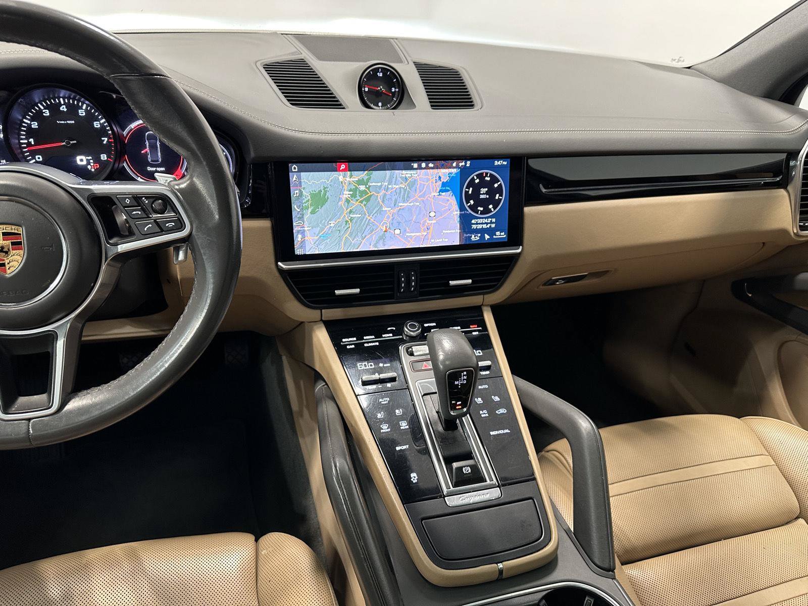 Used 2020 Porsche Cayenne AWD/4WD image 27