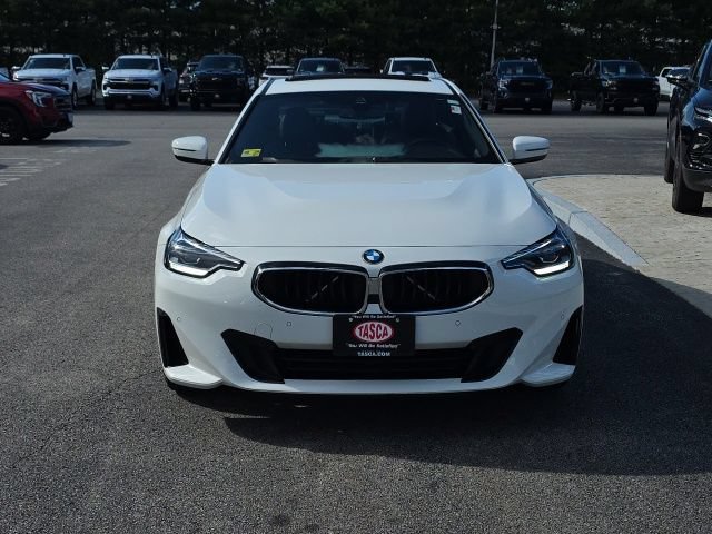 Used 2022 BMW 230i Coupe w/ Convenience Package RWD image 9