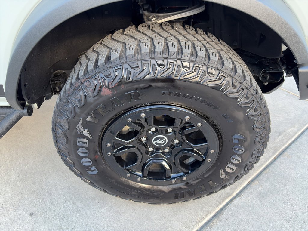 Used 2023 Ford Bronco Wildtrak image 18