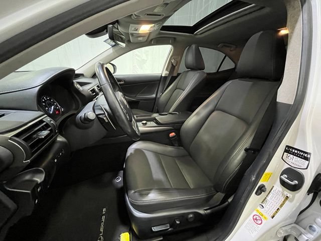 Used 2019 Lexus IS 300 w/ Accessory Package 2 RWD image 10