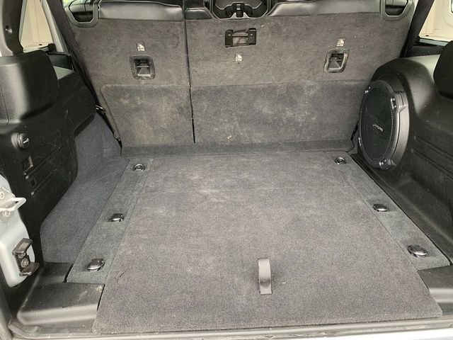 Used 2024 Jeep Wrangler Unlimited Rubicon image 6