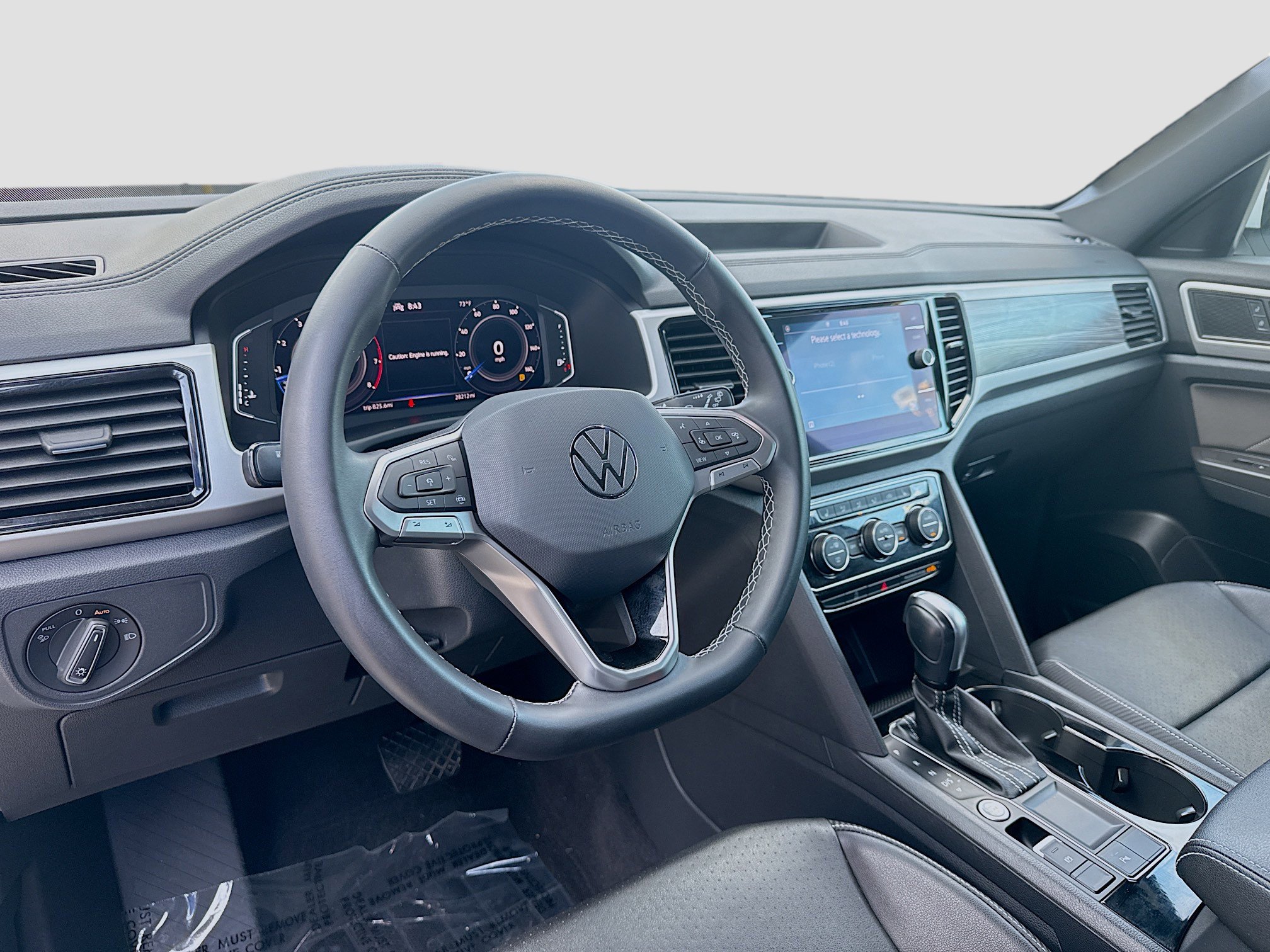 Used 2022 Volkswagen Atlas Cross Sport SE w/ Panoramic Sunroof Package image 9