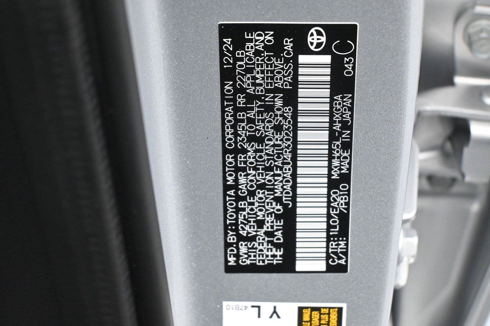 Used 2024 Toyota Prius XLE AWD/4WD image 25