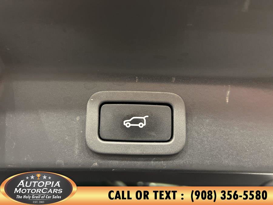 Used 2021 Jaguar F-PACE SVR AWD/4WD image 20