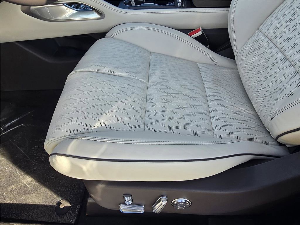 New 2026 Lincoln Nautilus Black Label image 15