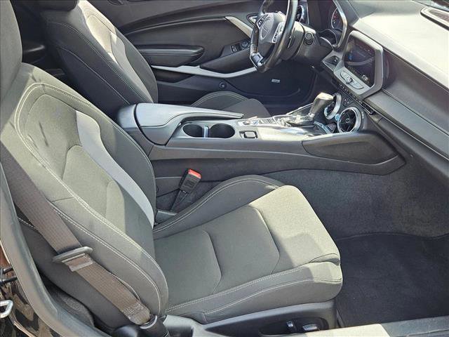 Used 2020 Chevrolet Camaro LT w/ RS Package image 20
