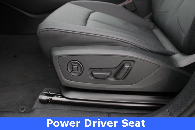 New 2025 Audi Q3 2.0T Premium image 5