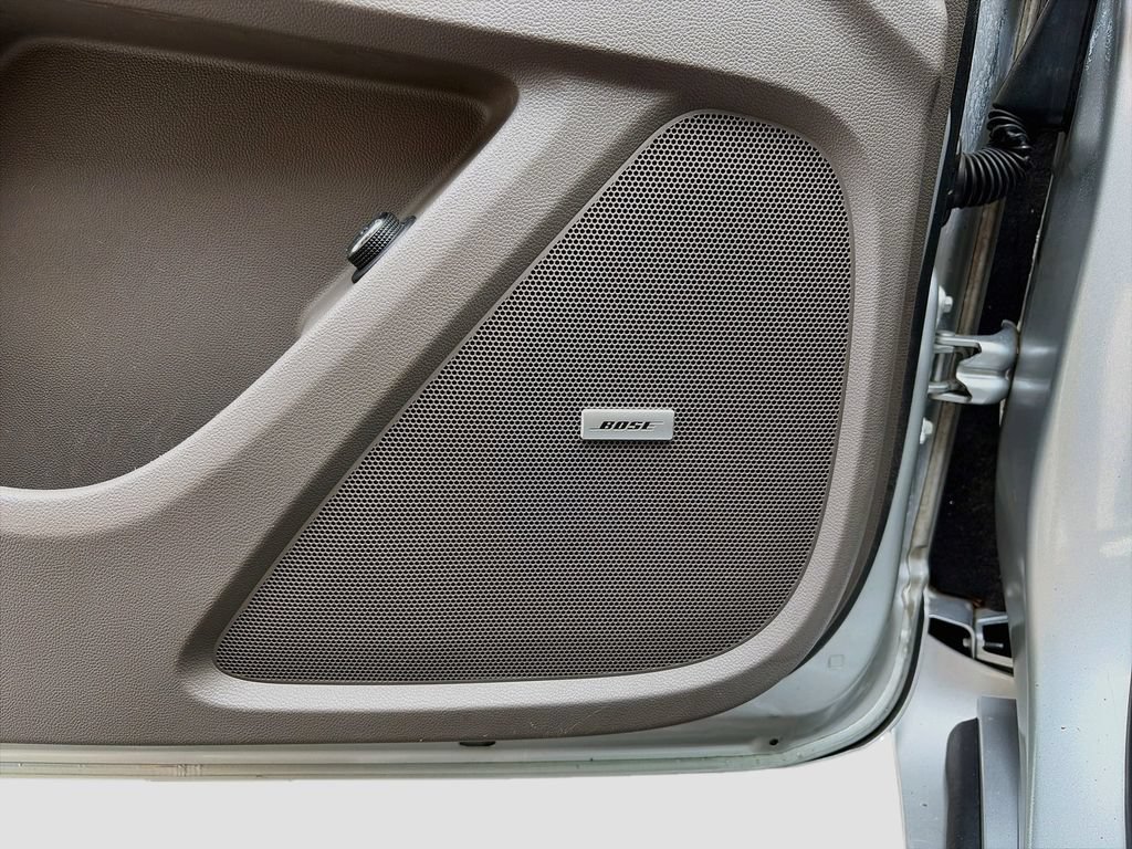 Used 2019 Chevrolet Traverse Premier AWD/4WD image 18
