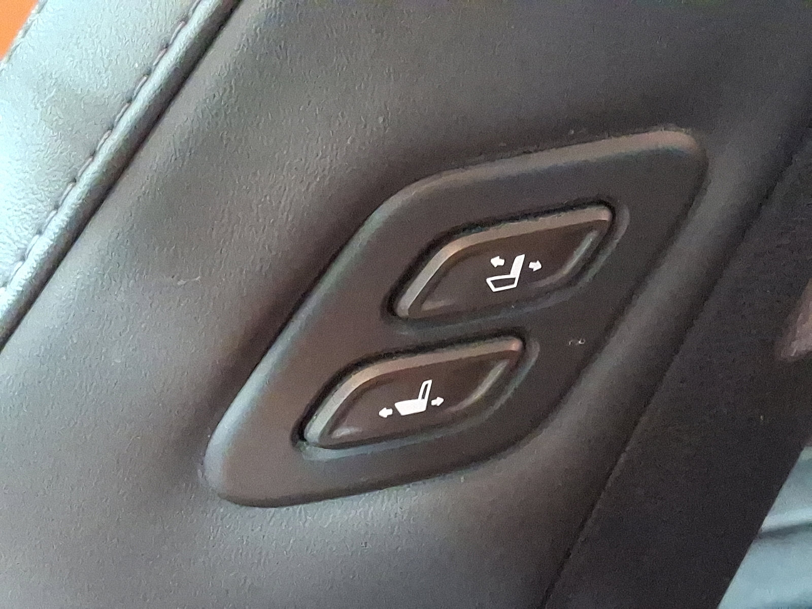 Used 2024 Kia Carnival SX image 17