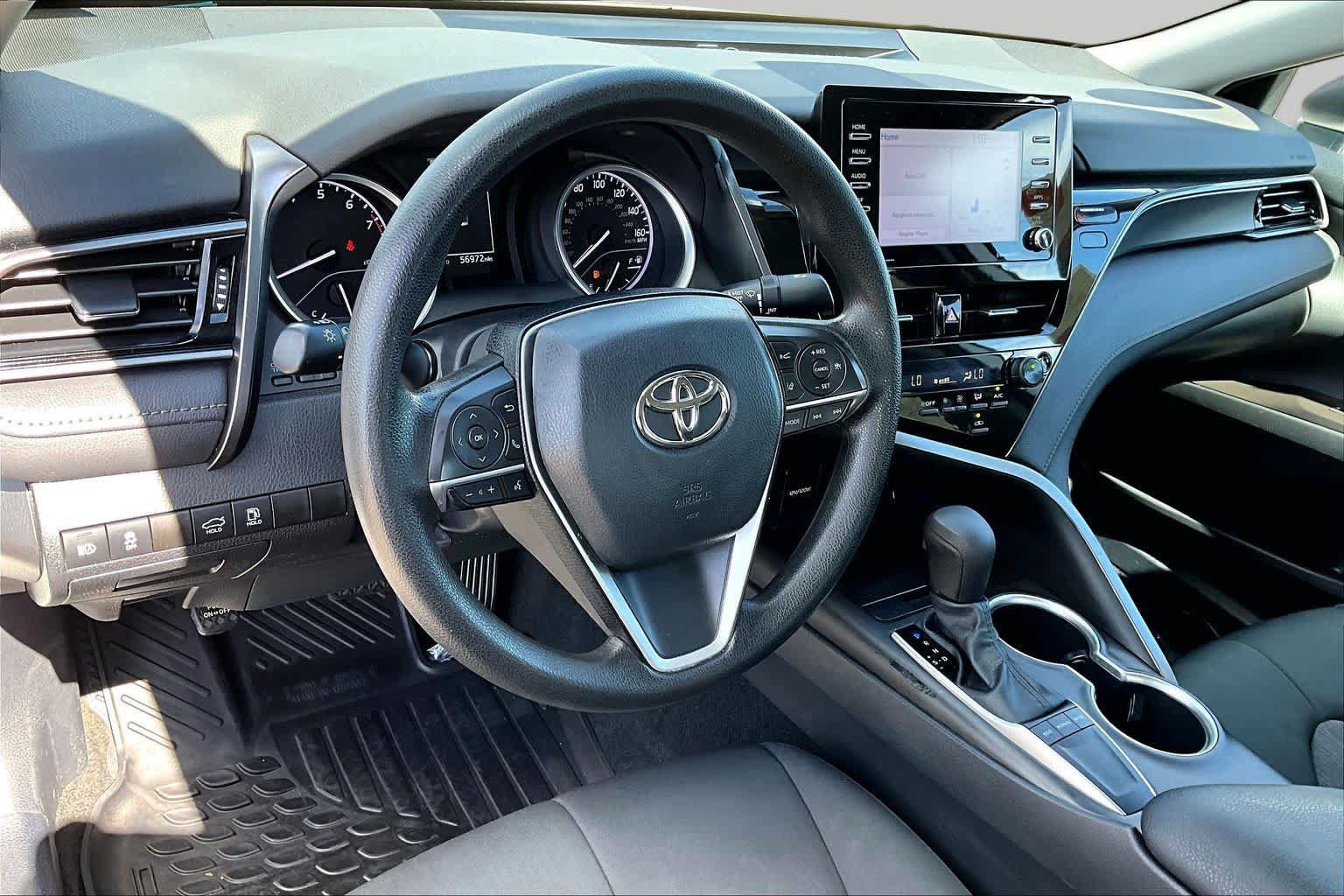 Used 2023 Toyota Camry LE FWD image 17