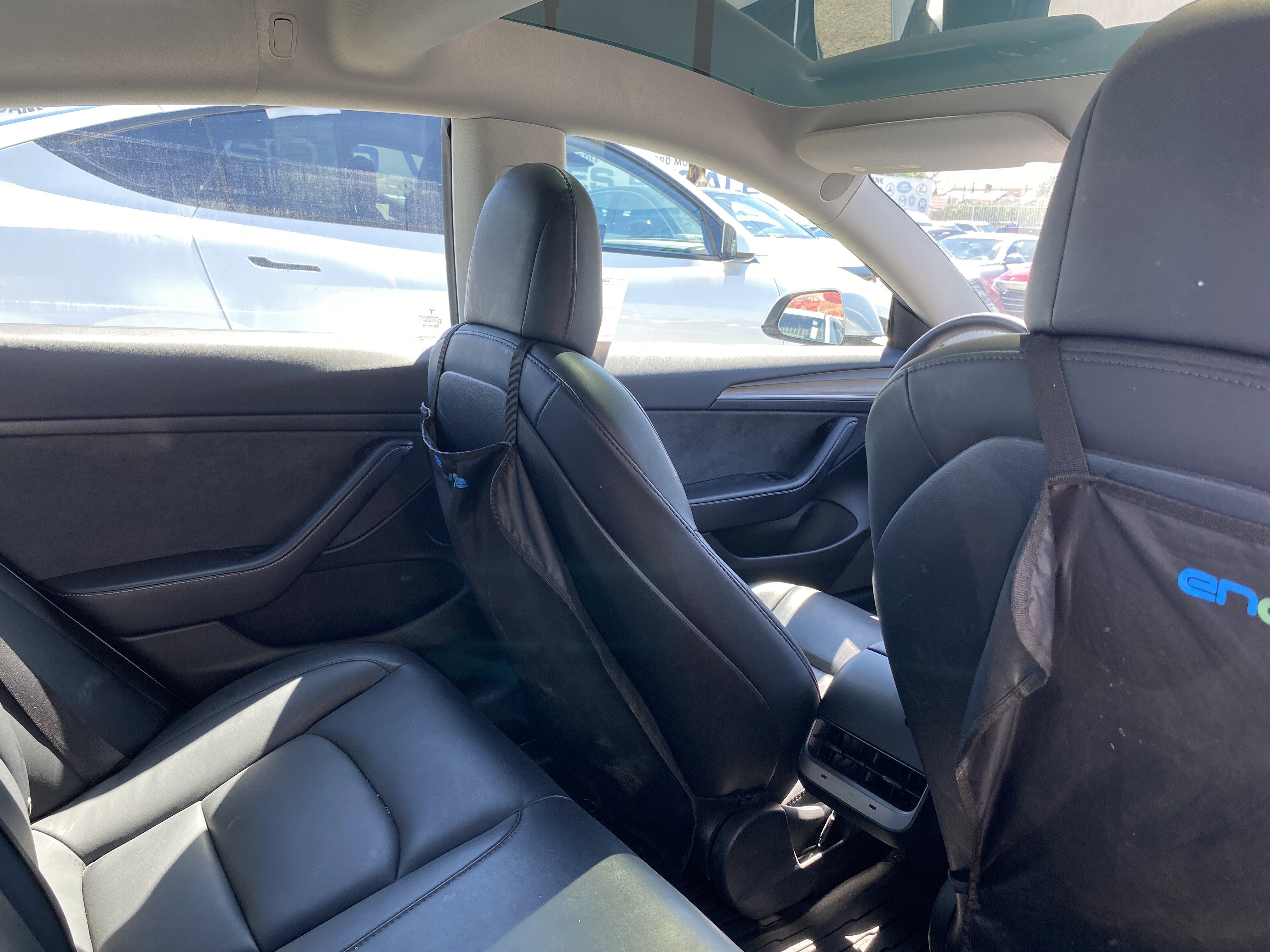 Used 2022 Tesla Model 3 Long Range AWD/4WD image 23