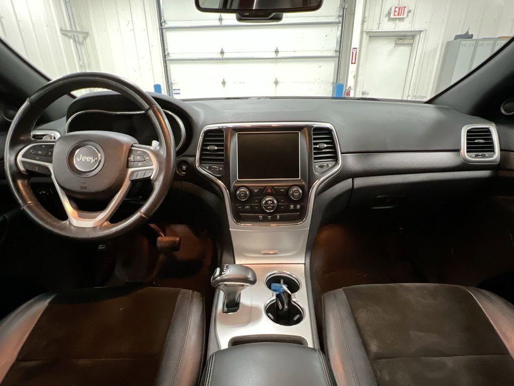 Used 2015 Jeep Grand Cherokee Altitude AWD/4WD image 10