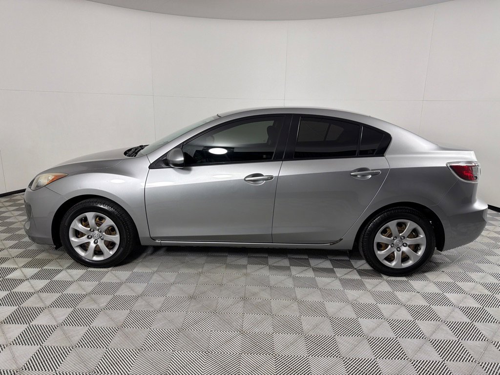 Used 2013 MAZDA MAZDA3 i Sport image 7