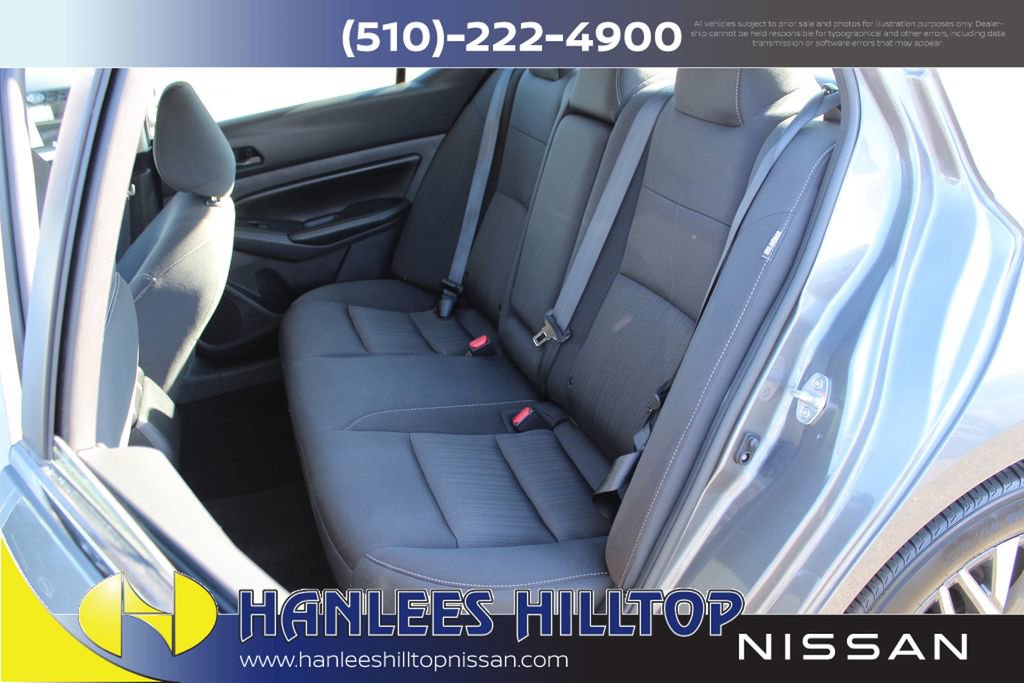 Used 2024 Nissan Altima 2.5 SV image 14