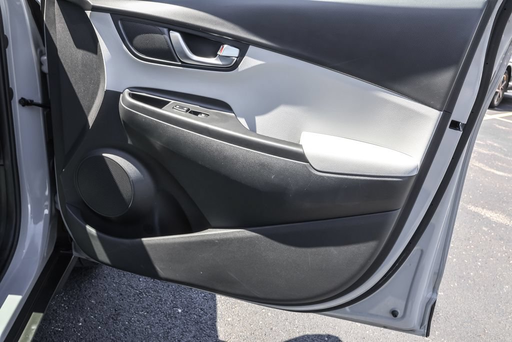Used 2022 Hyundai Kona SEL w/ Convenience Package AWD/4WD image 40