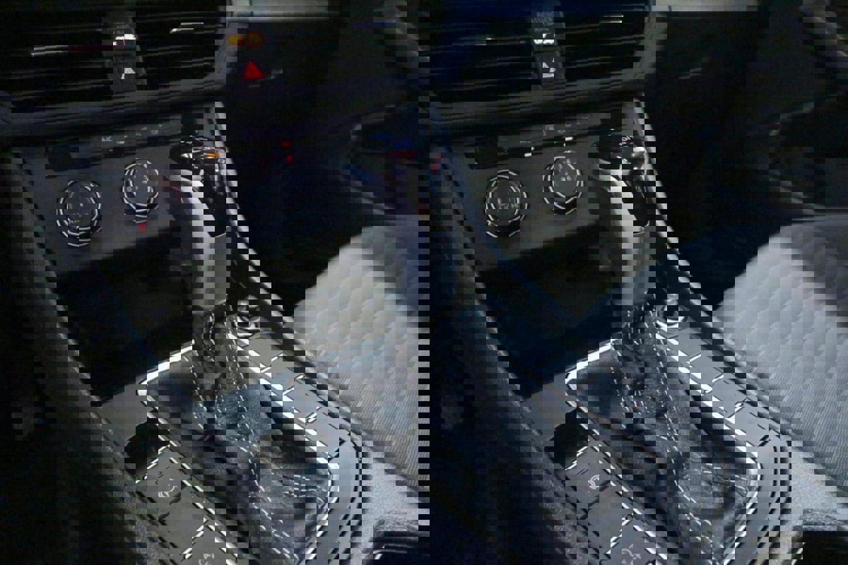 Used 2024 Volkswagen Jetta S image 18