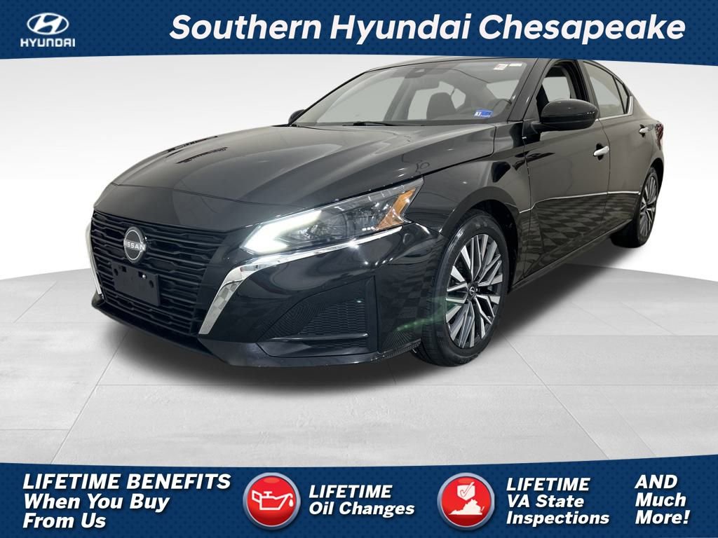 Used 2023 Nissan Altima 2.5 SV