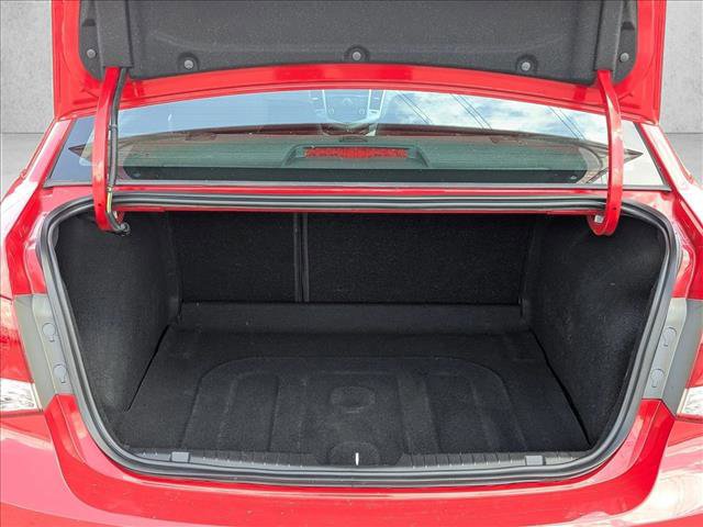 Used 2014 Chevrolet Cruze LS image 15