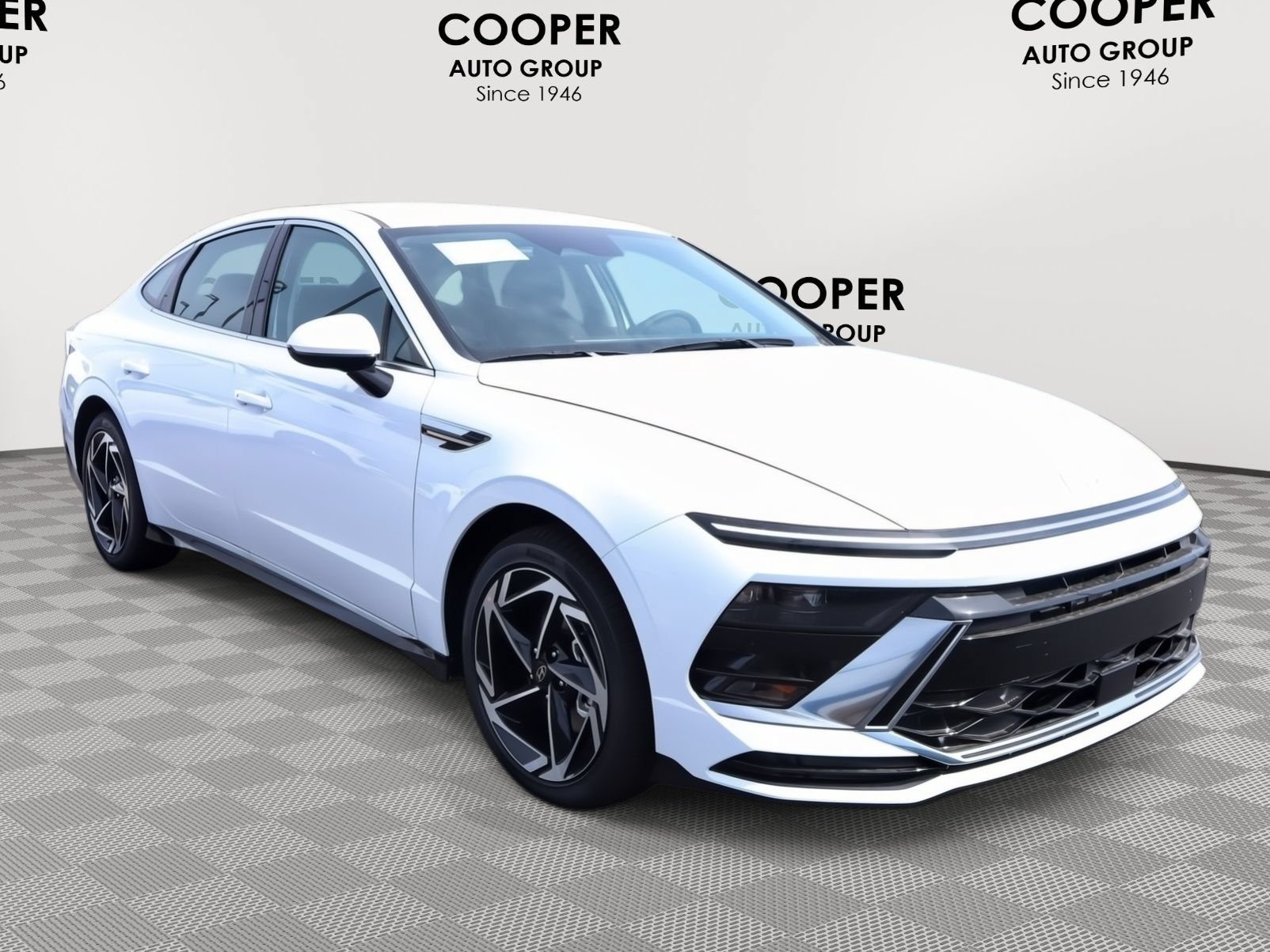 New 2026 Hyundai Sonata SEL FWD image 1