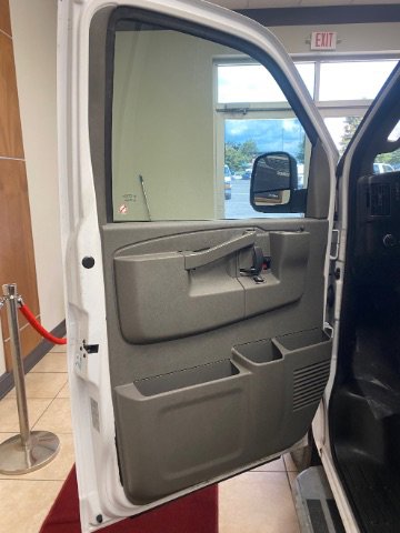 Used 2023 Chevrolet Express 2500 w/ Driver Convenience Package image 15