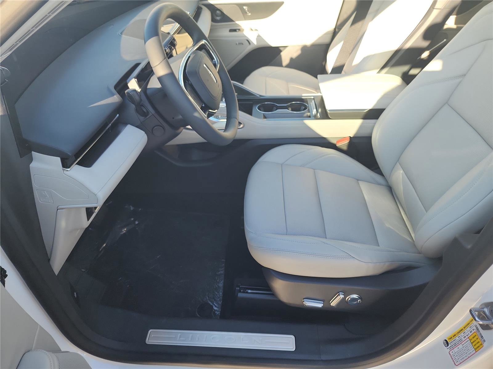New 2026 Lincoln Nautilus Premier w/ Equipment Group 102A image 13