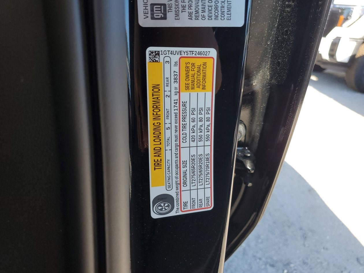 New 2026 GMC Sierra 3500 AT4 w/ AT4 Premium Plus Package AWD/4WD image 33