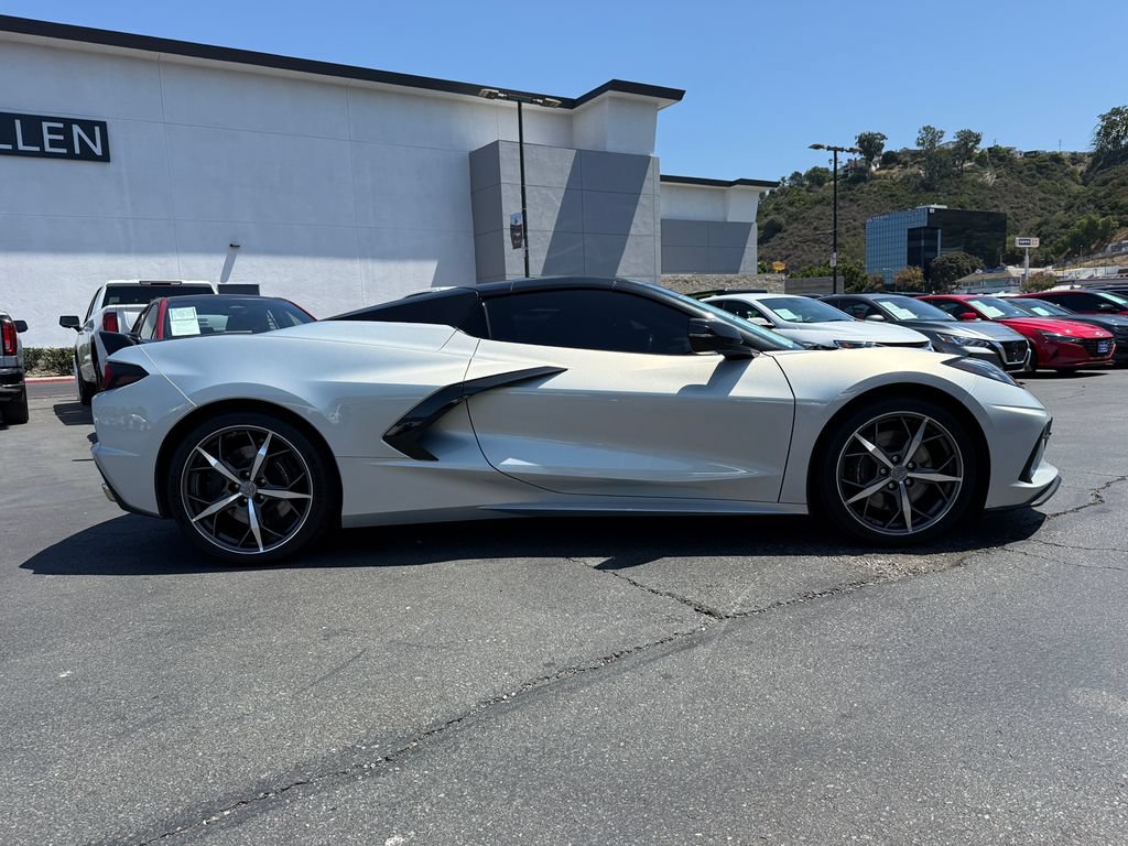 Used 2023 Chevrolet Corvette Stingray Convertible w/ Z51 Performance Package RWD image 9