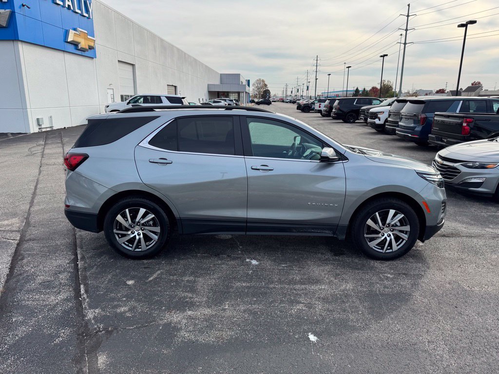 Used 2024 Chevrolet Equinox LT AWD/4WD image 8