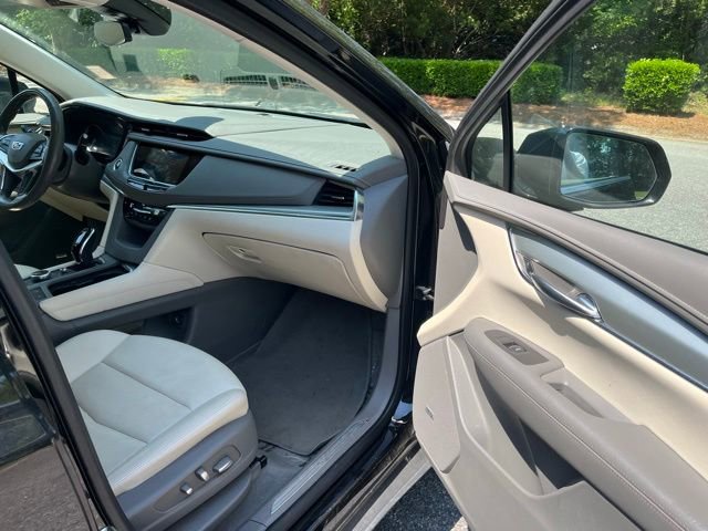 Used 2022 Cadillac XT5 Premium Luxury FWD image 10