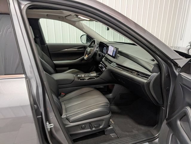 Used 2023 INFINITI QX60 Luxe w/ Cargo Package AWD/4WD image 31