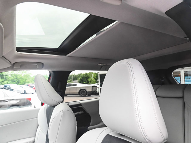 New 2025 Mitsubishi Outlander SE image 25