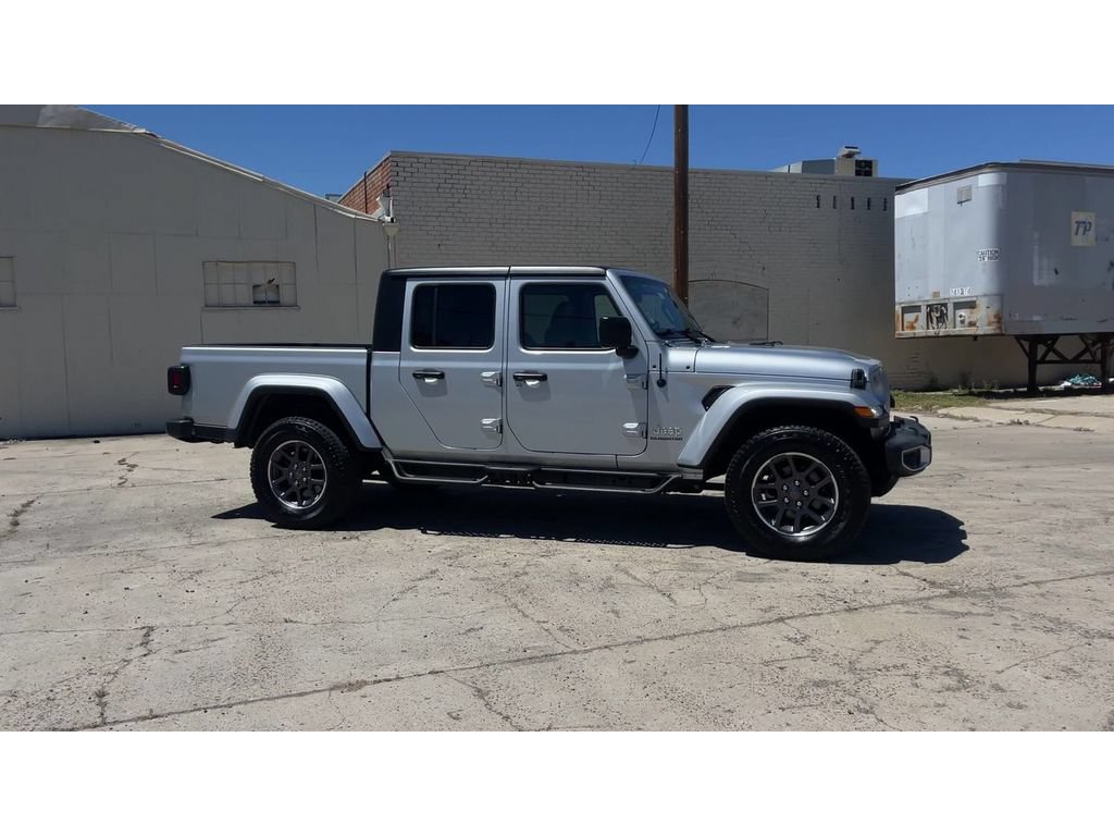 Used 2022 Jeep Gladiator Overland w/ Popular Equipment Package AWD/4WD image 4