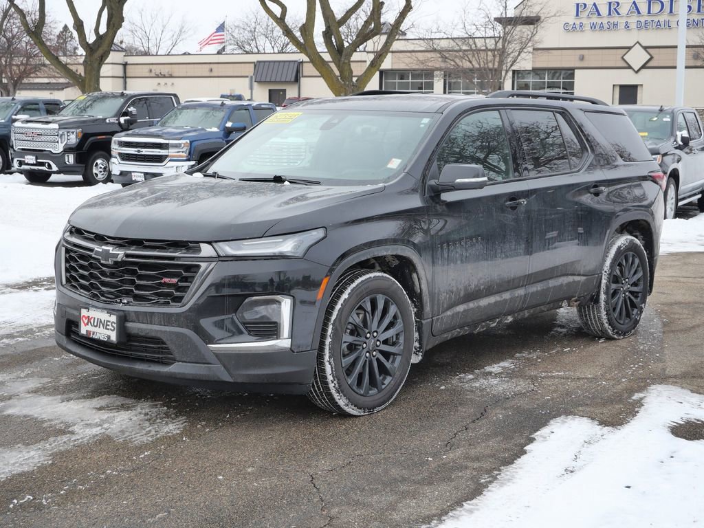 Used 2023 Chevrolet Traverse RS image 4