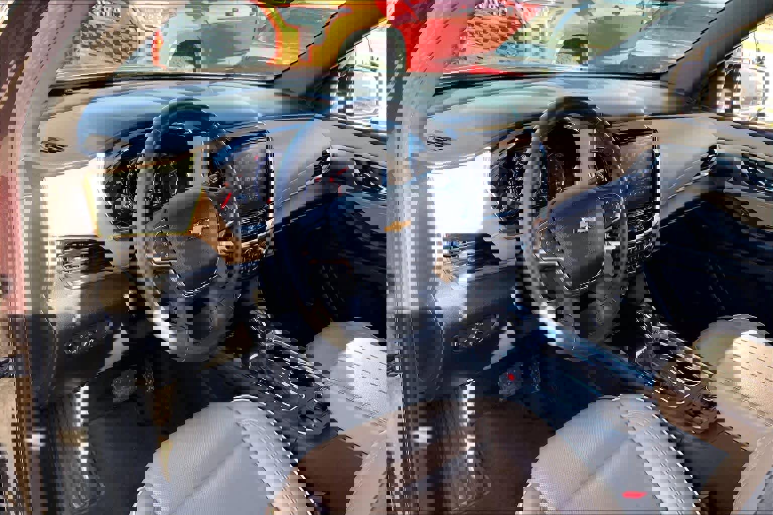 Used 2022 Chevrolet Traverse Premier image 18