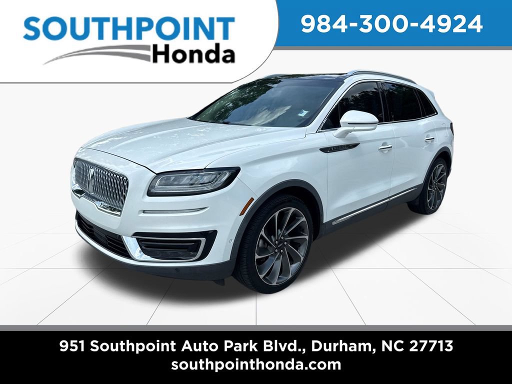 Used 2020 Lincoln Nautilus Reserve w/ Equipment Group 201A FWD image 3