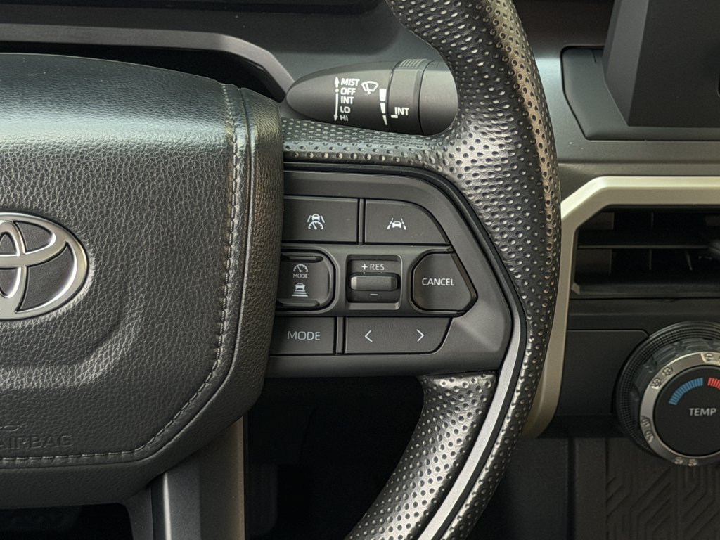 Used 2025 Toyota Tacoma SR5 AWD/4WD image 16