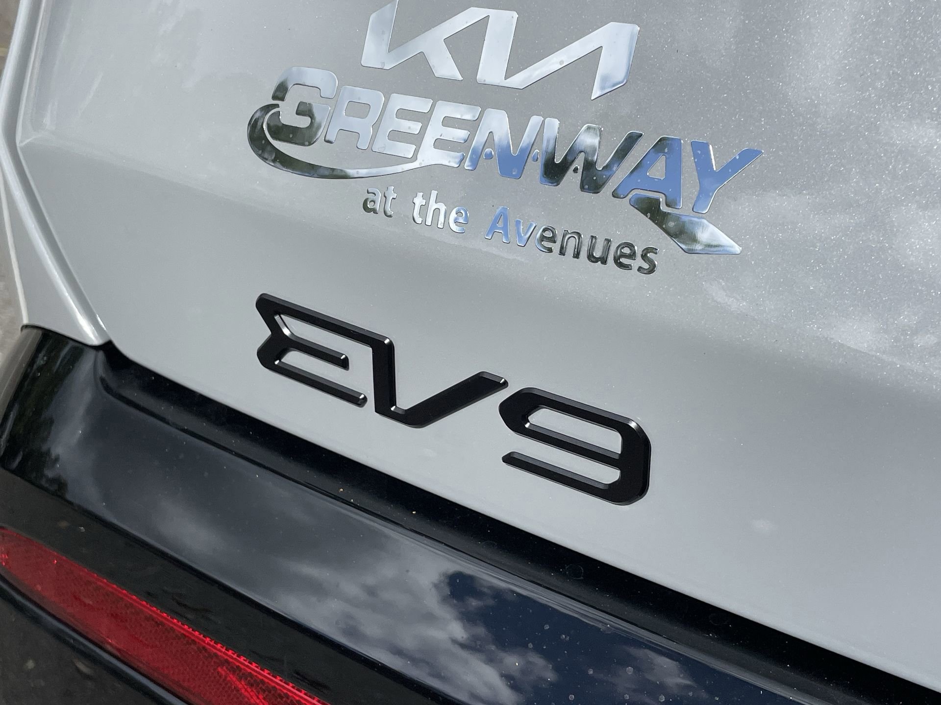 New 2026 Kia EV9 Land w/ Nightfall Edition Package AWD/4WD image 10