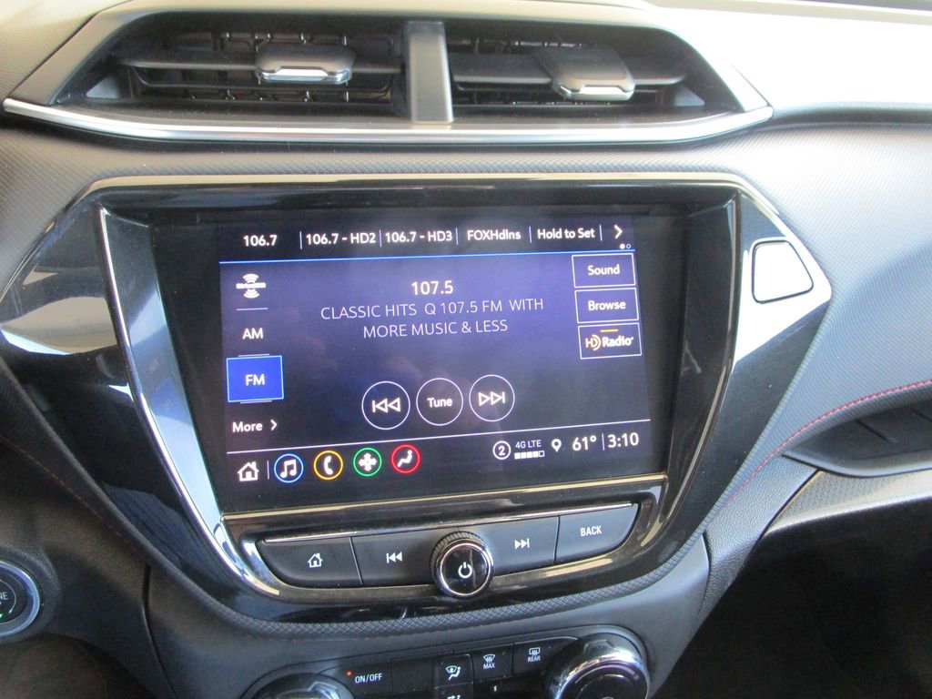 Used 2022 Chevrolet TrailBlazer RS w/ Sun and Liftgate Package image 33