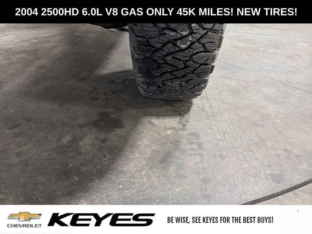 Used 2004 Chevrolet Silverado 2500 W/T w/ Snow Plow Prep Package AWD/4WD image 32